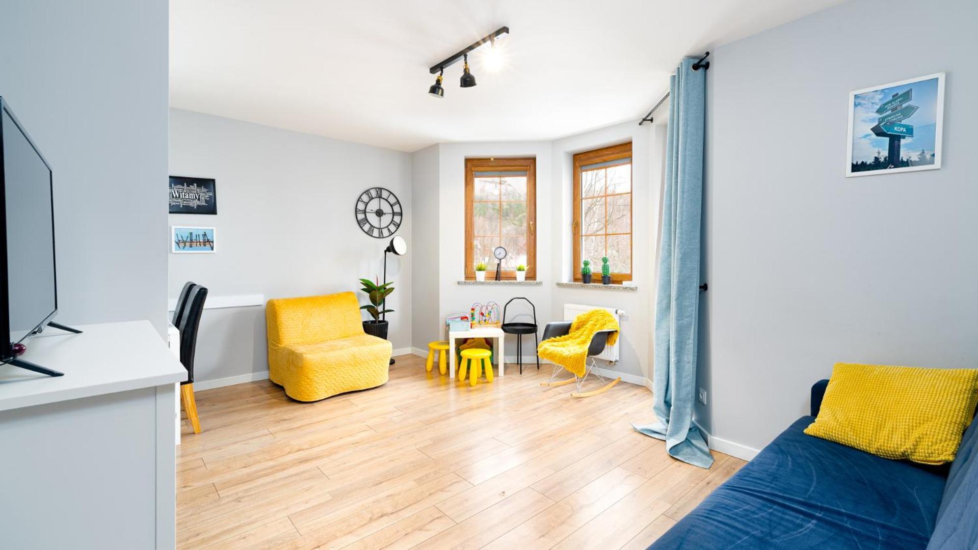 Rentplanet - Apartamenty Nadrzeczna カルパッチ エクステリア 写真